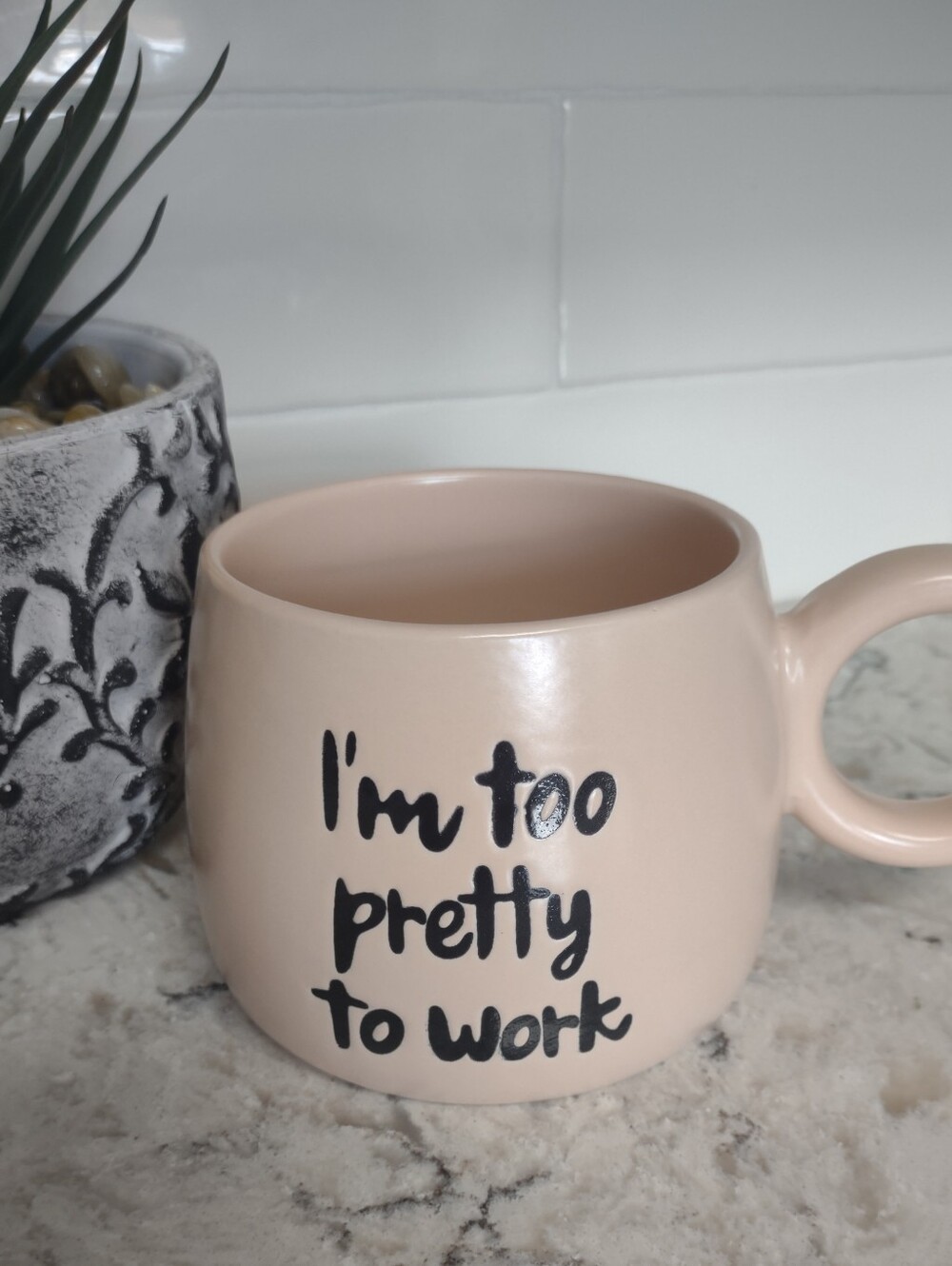 Mainstays Pink Stoneware Mug I'm Too Pretty To Work Round Handle Coffee Cup 16.5